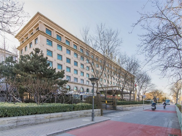 江苏130吨履带吊租赁哪里便宜